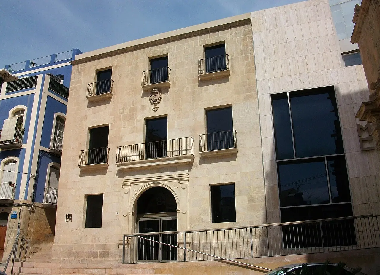 The Casa de la Asegurada facade at Alicante's contemporary art museum