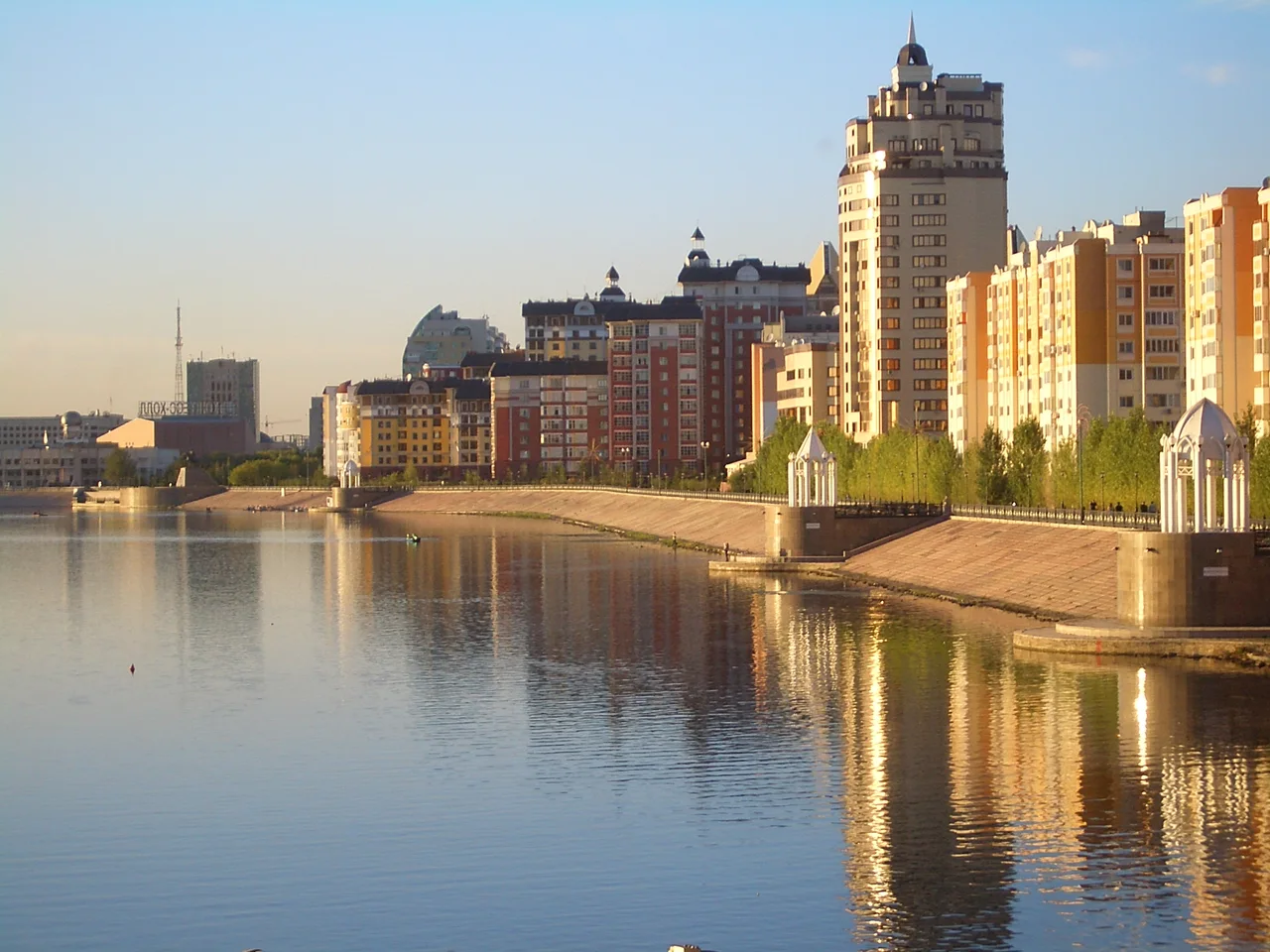 Buildings and the riverside promenade on the right bank of the Ishim in Astana, photographed in 2007