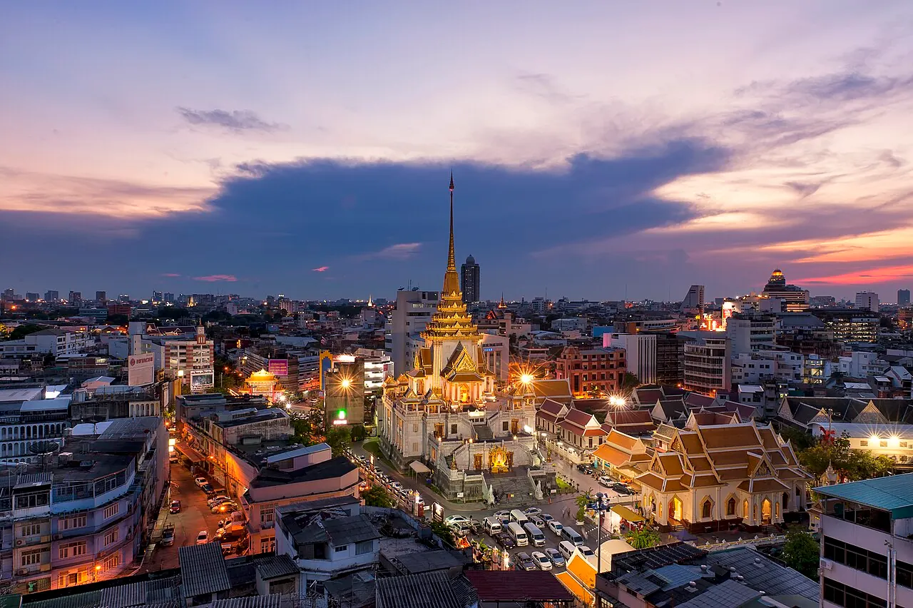 Wat Traimit's white and gold temple building in Bangkok's Chinatown
