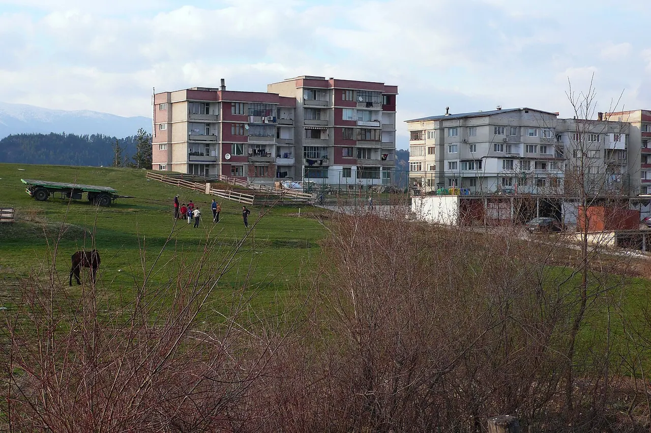 Bâtiments et terrain dégagé à Razlog, en Bulgarie