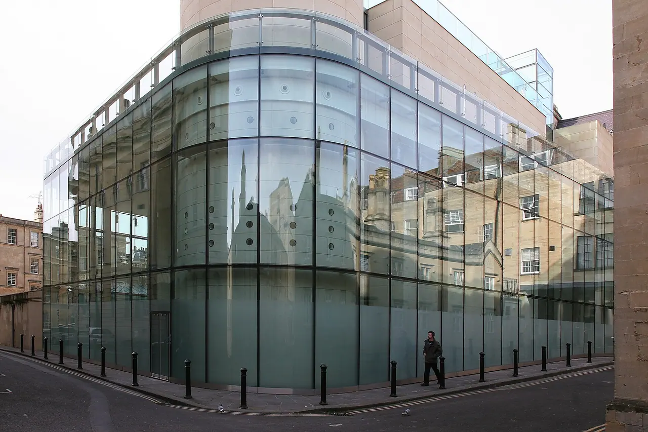 The modern glazed building of Thermae Bath Spa