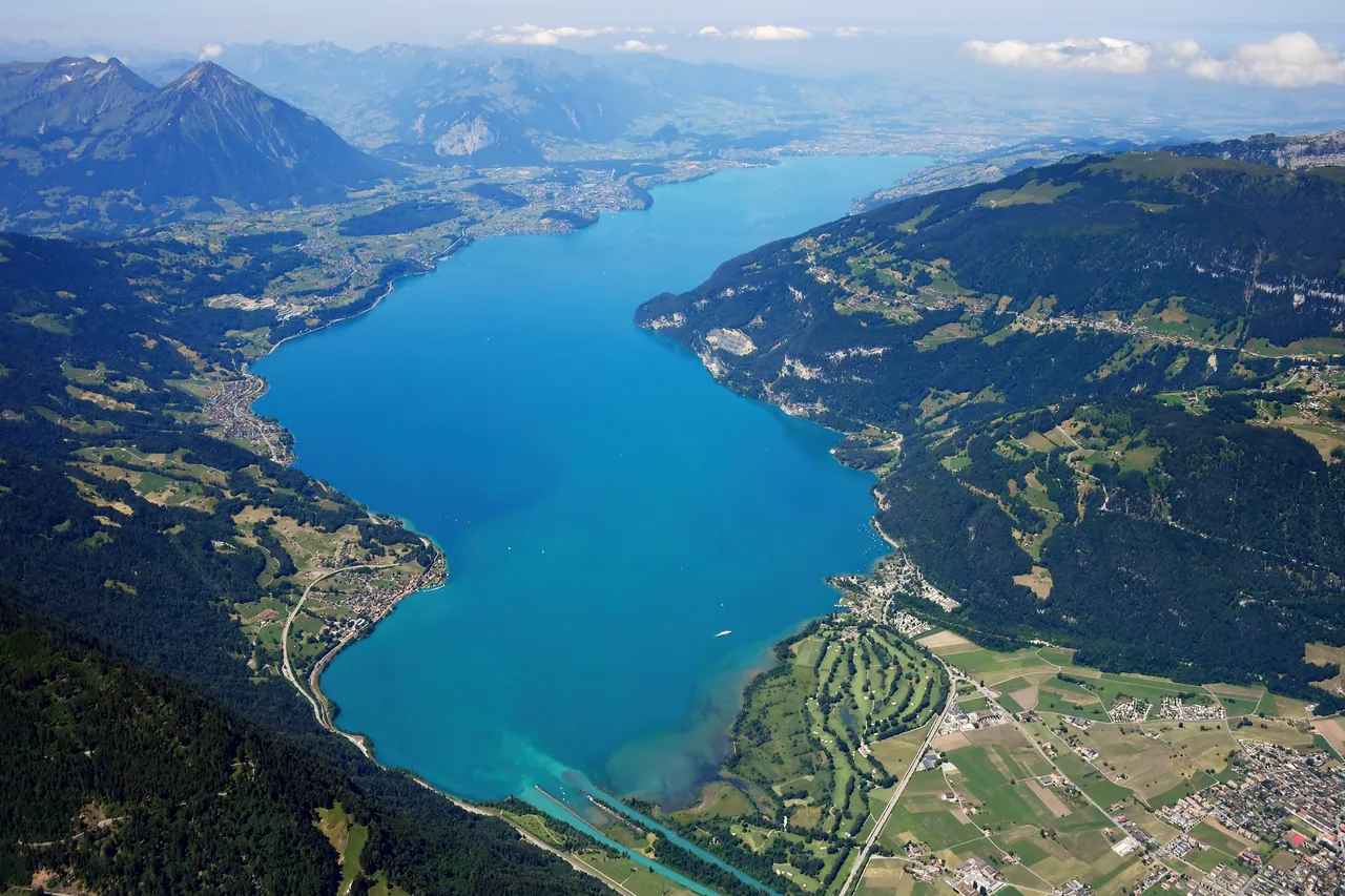 Lake Thun and the surrounding alpine foothills