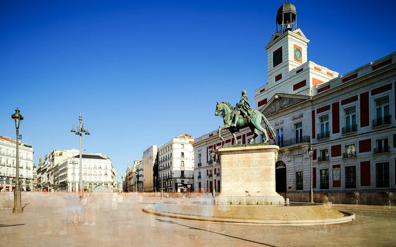 The equestrian statue and clock-fronted Casa de Correos in Puerta del Sol