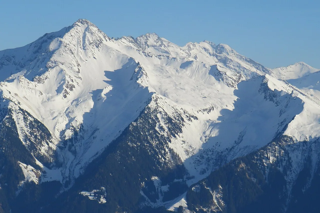 Ahornspitze and the Ahorn mountain landscape