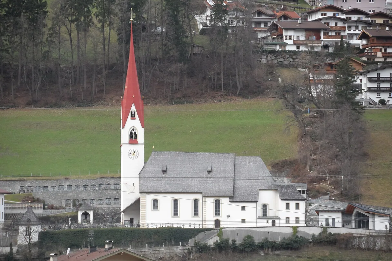 Parish church in Hippach