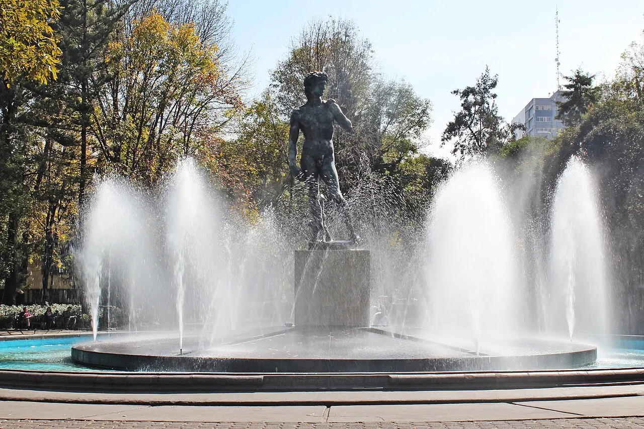 The David replica and fountain in Plaza Rio de Janeiro, Roma Norte