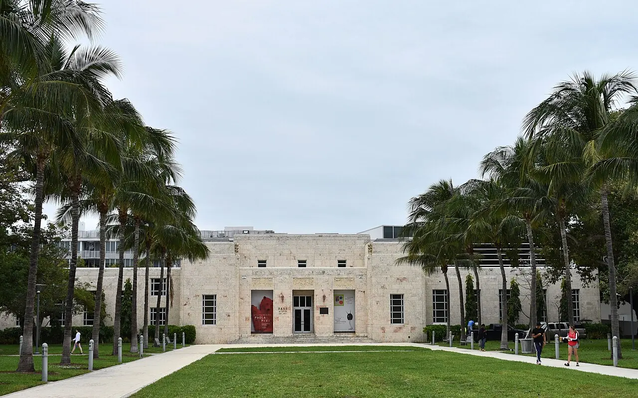 The Bass museum facade beside Collins Park
