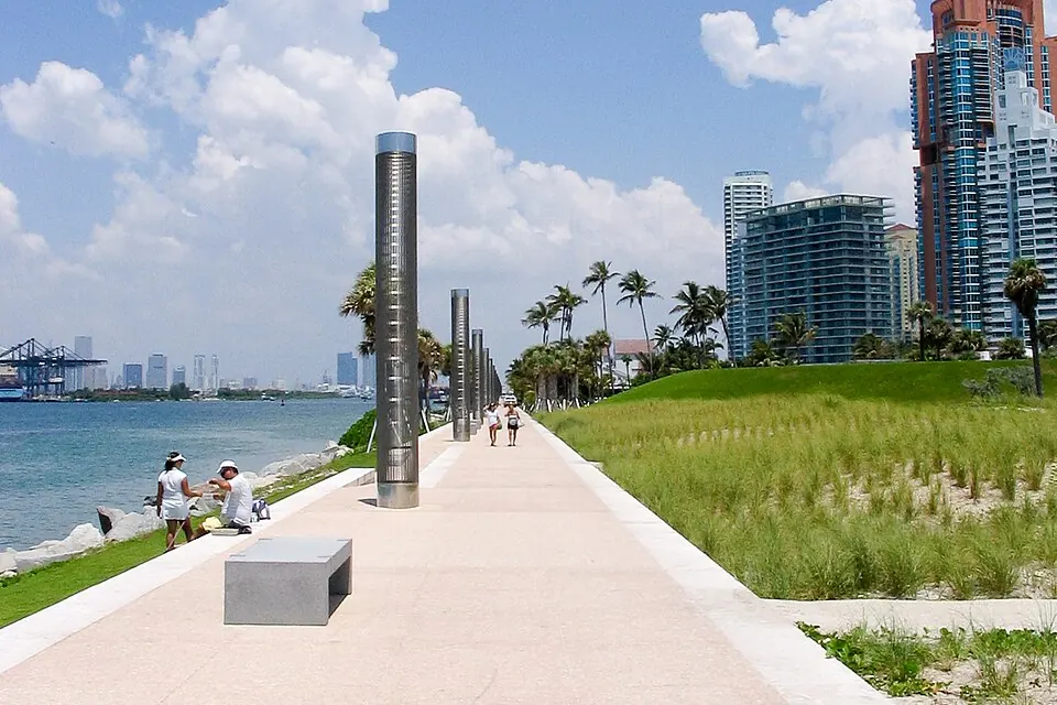 The waterfront promenade and palms at South Pointe Park