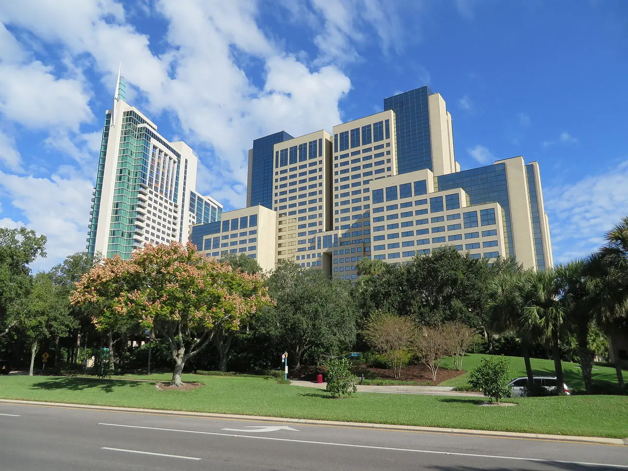 Hyatt Regency Orlando, an example of the hotel corridor along International Drive