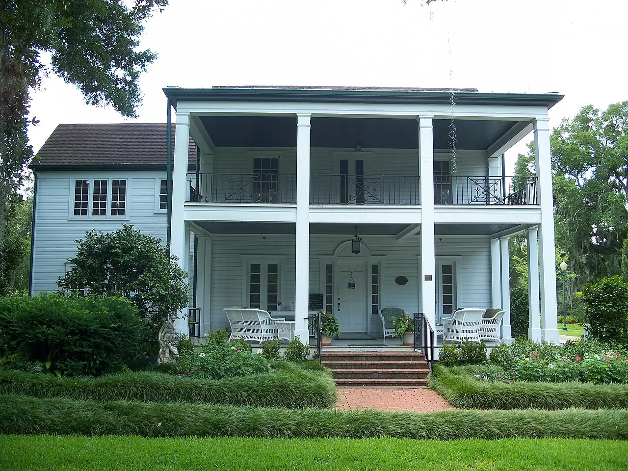The historic Leu House surrounded by planting in Leu Gardens