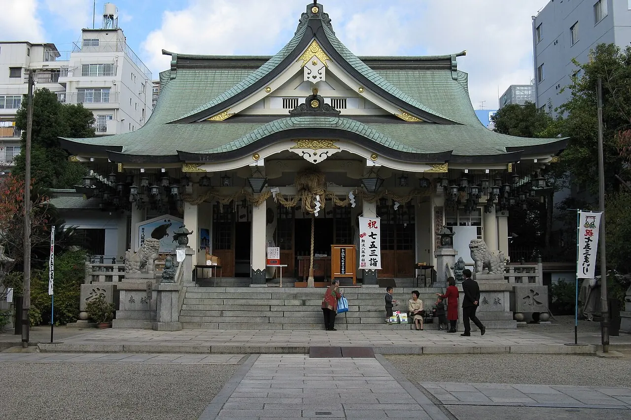 The main worship hall at Namba Yasaka Shrine