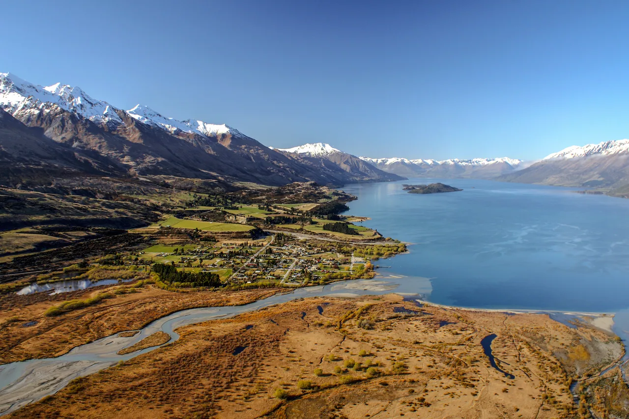 Glenorchy beside the head of Lake Wakatipu