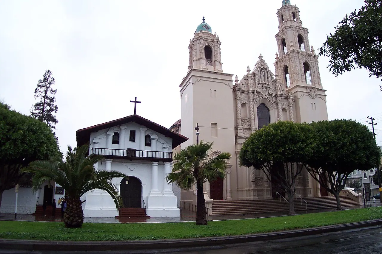 Mission Dolores chapel and the neighbouring basilica facade