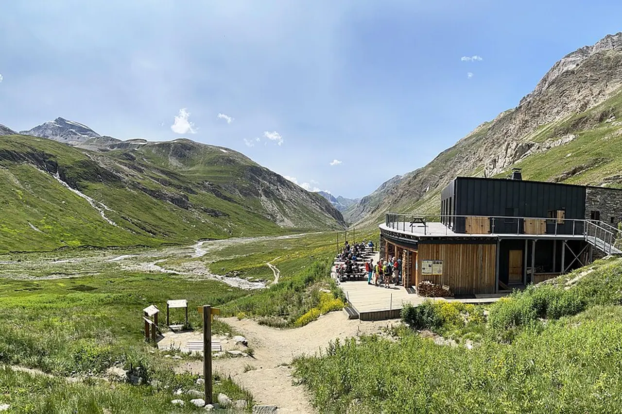 Die Berghütte Refuge du Prariond in der Vanoise
