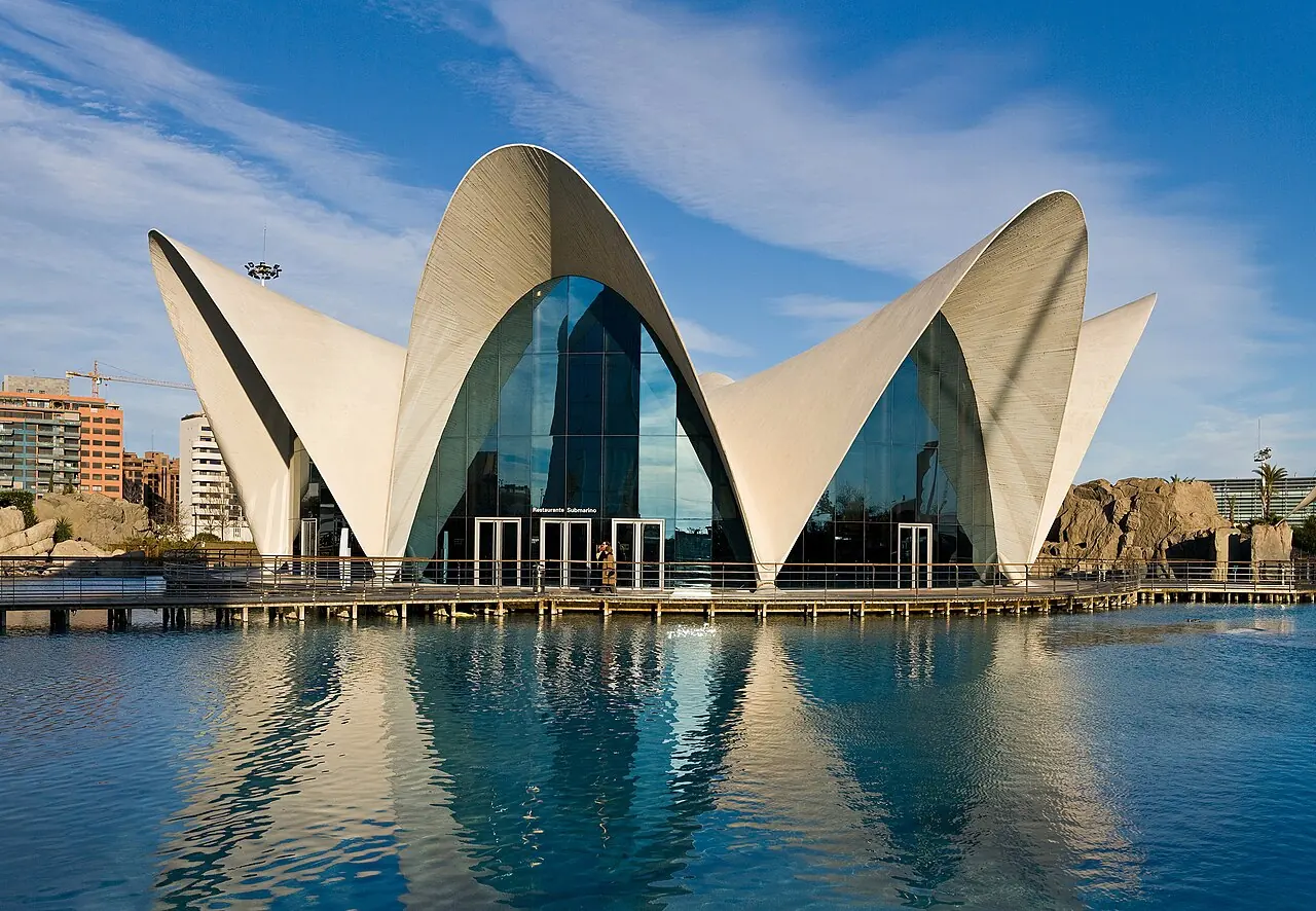 The distinctive entrance building at Oceanografic in Valencia